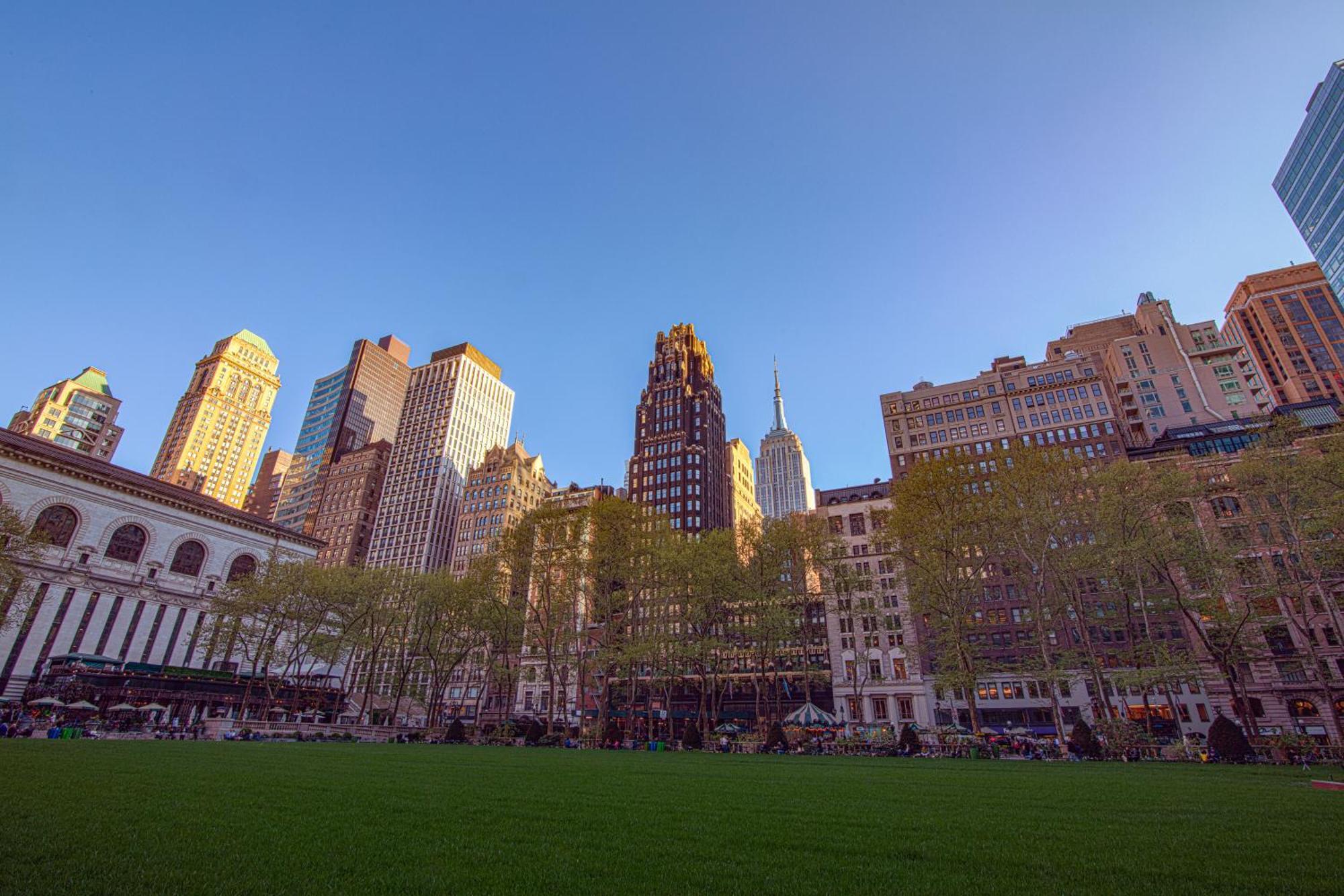 Hotel Iroquois New York Times Square Exterior foto